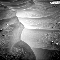 Nasa's Mars rover Curiosity acquired this image using its Left Navigation Camera on Sol 799, at drive 968, site number 44