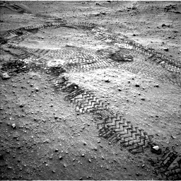 Nasa's Mars rover Curiosity acquired this image using its Left Navigation Camera on Sol 799, at drive 1016, site number 44