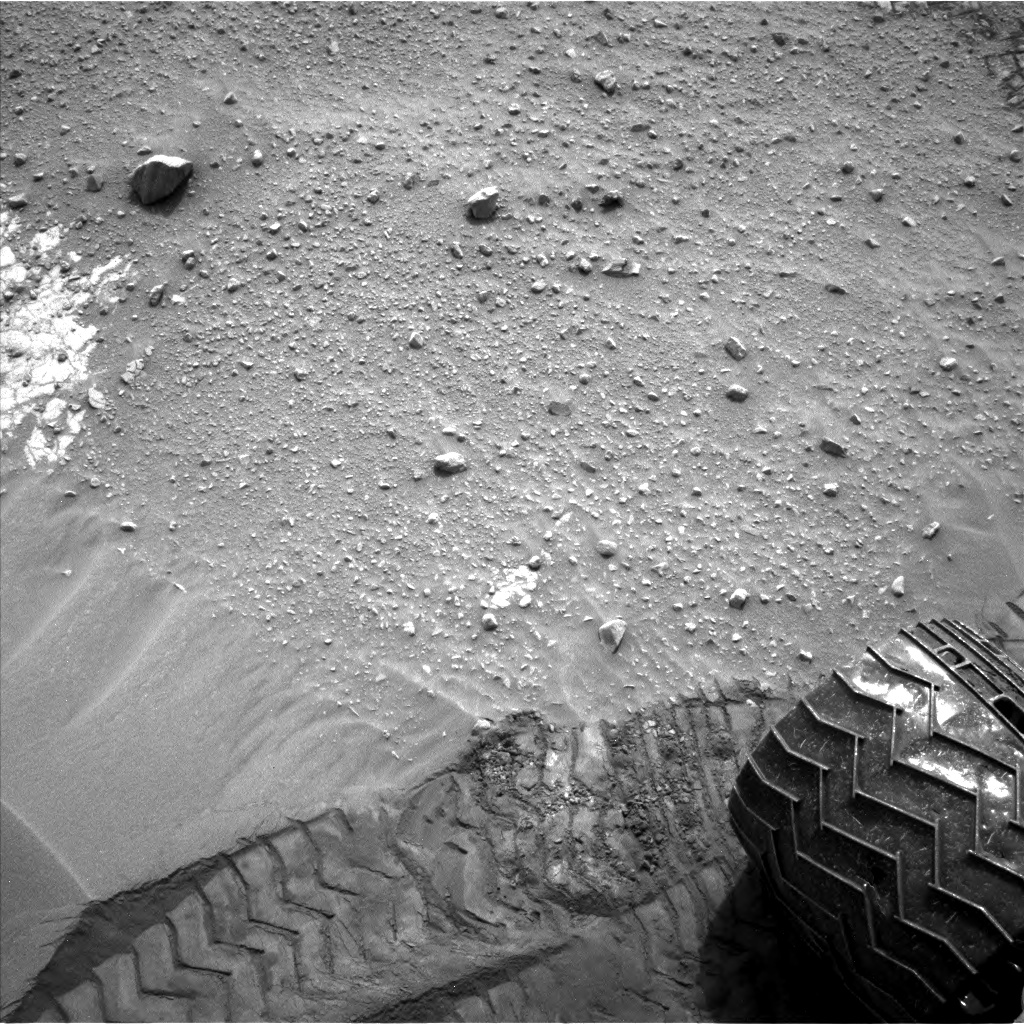Nasa's Mars rover Curiosity acquired this image using its Left Navigation Camera on Sol 799, at drive 1140, site number 44