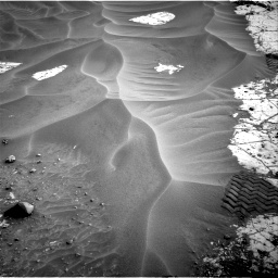 Nasa's Mars rover Curiosity acquired this image using its Right Navigation Camera on Sol 799, at drive 926, site number 44