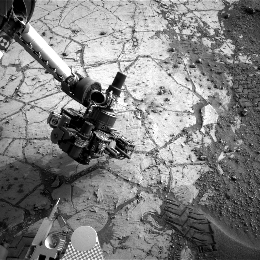 Nasa's Mars rover Curiosity acquired this image using its Right Navigation Camera on Sol 806, at drive 1282, site number 44