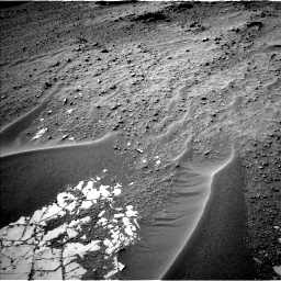 Nasa's Mars rover Curiosity acquired this image using its Left Navigation Camera on Sol 807, at drive 1342, site number 44