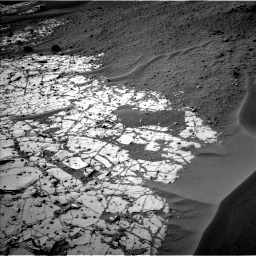 Nasa's Mars rover Curiosity acquired this image using its Left Navigation Camera on Sol 807, at drive 1360, site number 44