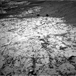 Nasa's Mars rover Curiosity acquired this image using its Left Navigation Camera on Sol 807, at drive 1384, site number 44
