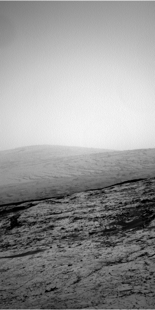 Nasa's Mars rover Curiosity acquired this image using its Left Navigation Camera on Sol 813, at drive 1546, site number 44