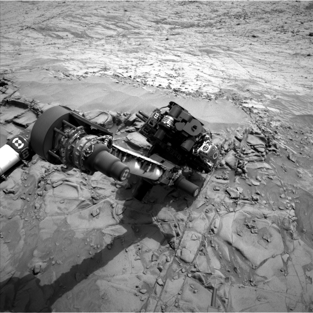 Nasa's Mars rover Curiosity acquired this image using its Left Navigation Camera on Sol 814, at drive 1546, site number 44