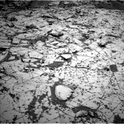 Nasa's Mars rover Curiosity acquired this image using its Left Navigation Camera on Sol 817, at drive 1702, site number 44