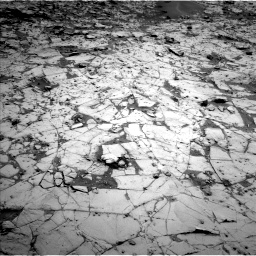 Nasa's Mars rover Curiosity acquired this image using its Left Navigation Camera on Sol 817, at drive 1720, site number 44