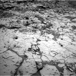 Nasa's Mars rover Curiosity acquired this image using its Left Navigation Camera on Sol 817, at drive 1744, site number 44