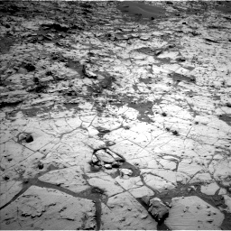 Nasa's Mars rover Curiosity acquired this image using its Left Navigation Camera on Sol 817, at drive 1756, site number 44