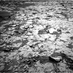 Nasa's Mars rover Curiosity acquired this image using its Left Navigation Camera on Sol 817, at drive 1810, site number 44