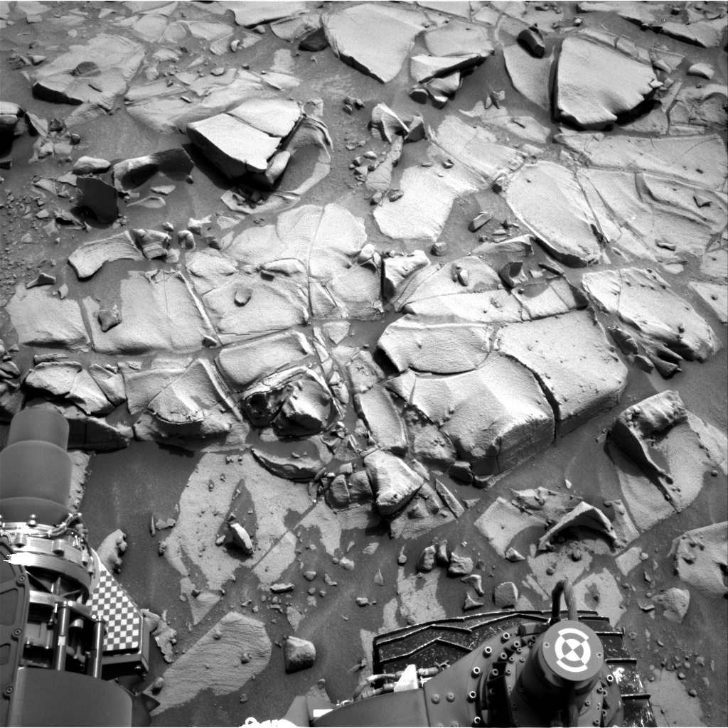 Nasa's Mars rover Curiosity acquired this image using its Right Navigation Camera on Sol 817, at drive 1828, site number 44