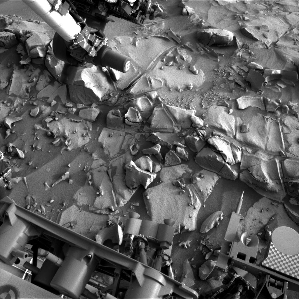 Nasa's Mars rover Curiosity acquired this image using its Left Navigation Camera on Sol 819, at drive 1828, site number 44