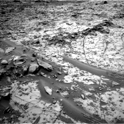 Nasa's Mars rover Curiosity acquired this image using its Left Navigation Camera on Sol 826, at drive 2020, site number 44