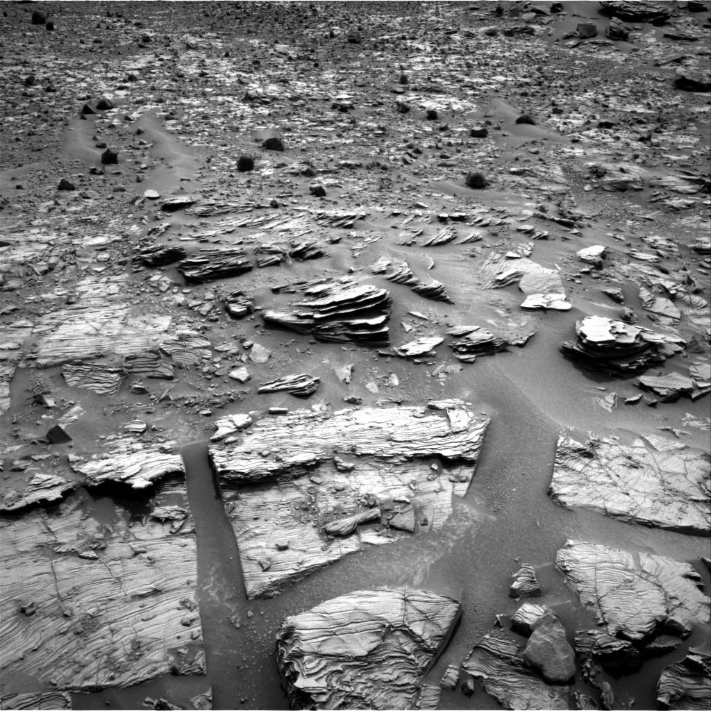 Nasa's Mars rover Curiosity acquired this image using its Right Navigation Camera on Sol 826, at drive 2062, site number 44