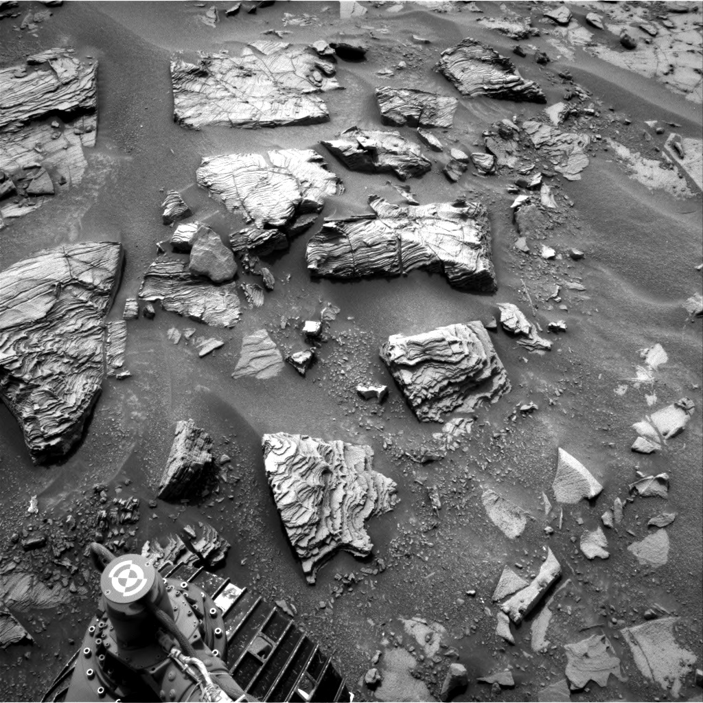 Nasa's Mars rover Curiosity acquired this image using its Right Navigation Camera on Sol 826, at drive 2062, site number 44