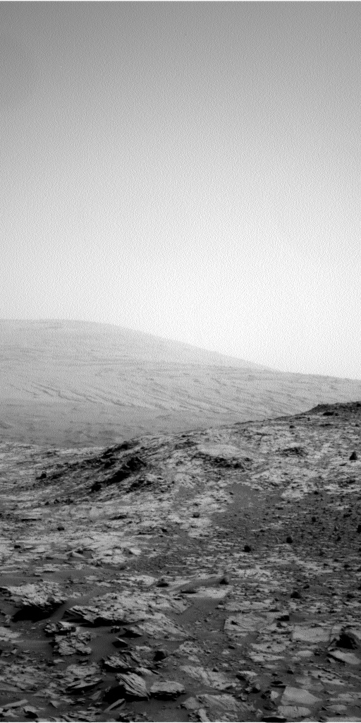 Nasa's Mars rover Curiosity acquired this image using its Left Navigation Camera on Sol 828, at drive 2062, site number 44
