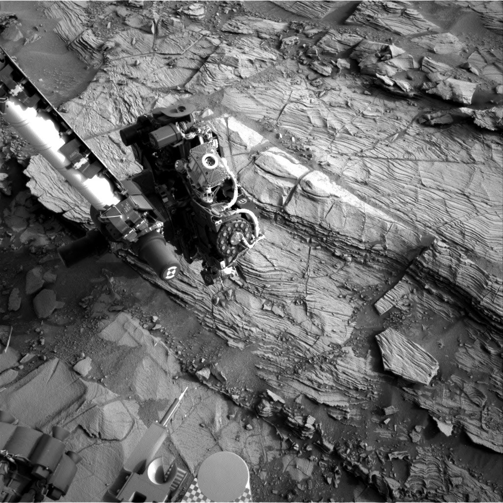 Nasa's Mars rover Curiosity acquired this image using its Right Navigation Camera on Sol 830, at drive 2062, site number 44