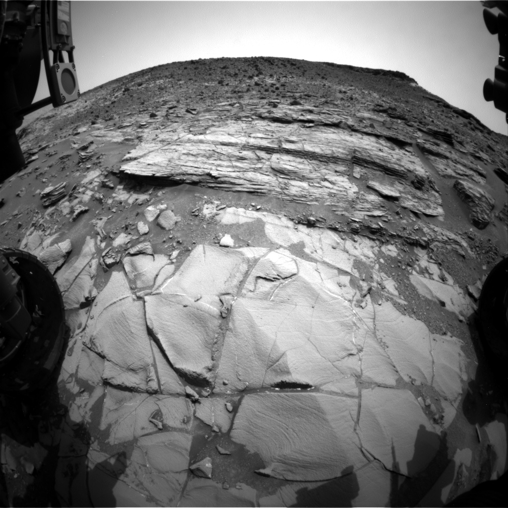 Nasa's Mars rover Curiosity acquired this image using its Front Hazard Avoidance Camera (Front Hazcam) on Sol 833, at drive 2062, site number 44