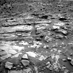 Nasa's Mars rover Curiosity acquired this image using its Left Navigation Camera on Sol 835, at drive 2110, site number 44