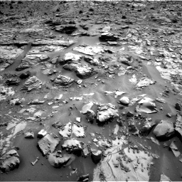 Nasa's Mars rover Curiosity acquired this image using its Left Navigation Camera on Sol 835, at drive 2122, site number 44