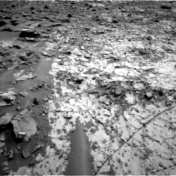 Nasa's Mars rover Curiosity acquired this image using its Left Navigation Camera on Sol 835, at drive 2134, site number 44