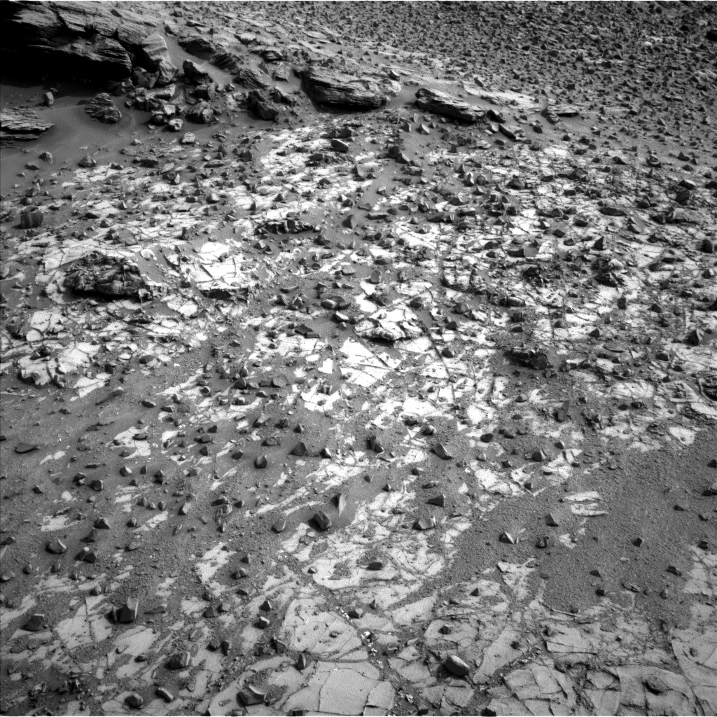 Nasa's Mars rover Curiosity acquired this image using its Left Navigation Camera on Sol 835, at drive 2336, site number 44
