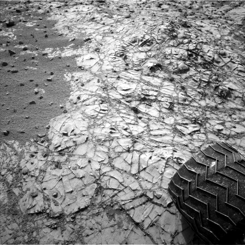 Nasa's Mars rover Curiosity acquired this image using its Left Navigation Camera on Sol 835, at drive 2336, site number 44