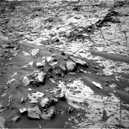 Nasa's Mars rover Curiosity acquired this image using its Right Navigation Camera on Sol 835, at drive 2080, site number 44