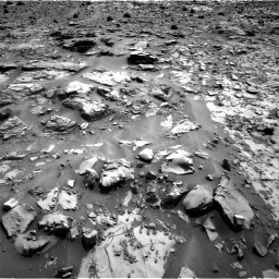 Nasa's Mars rover Curiosity acquired this image using its Right Navigation Camera on Sol 835, at drive 2122, site number 44