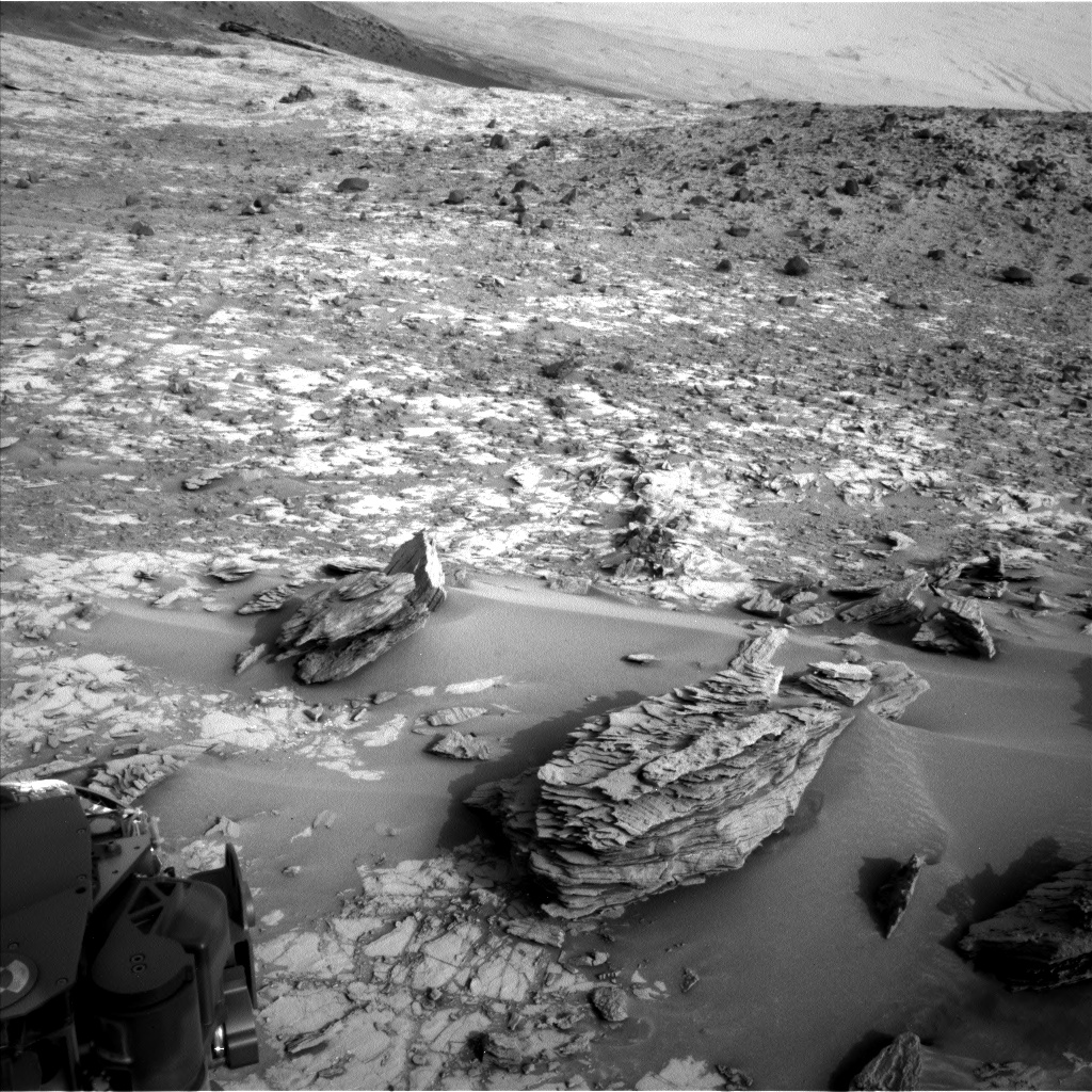 Nasa's Mars rover Curiosity acquired this image using its Left Navigation Camera on Sol 837, at drive 2414, site number 44
