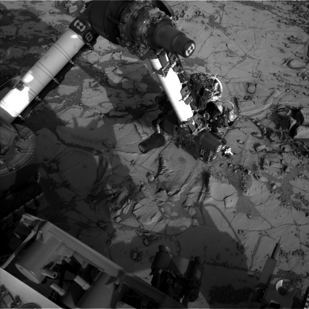 Nasa's Mars rover Curiosity acquired this image using its Left Navigation Camera on Sol 880, at drive 0, site number 45