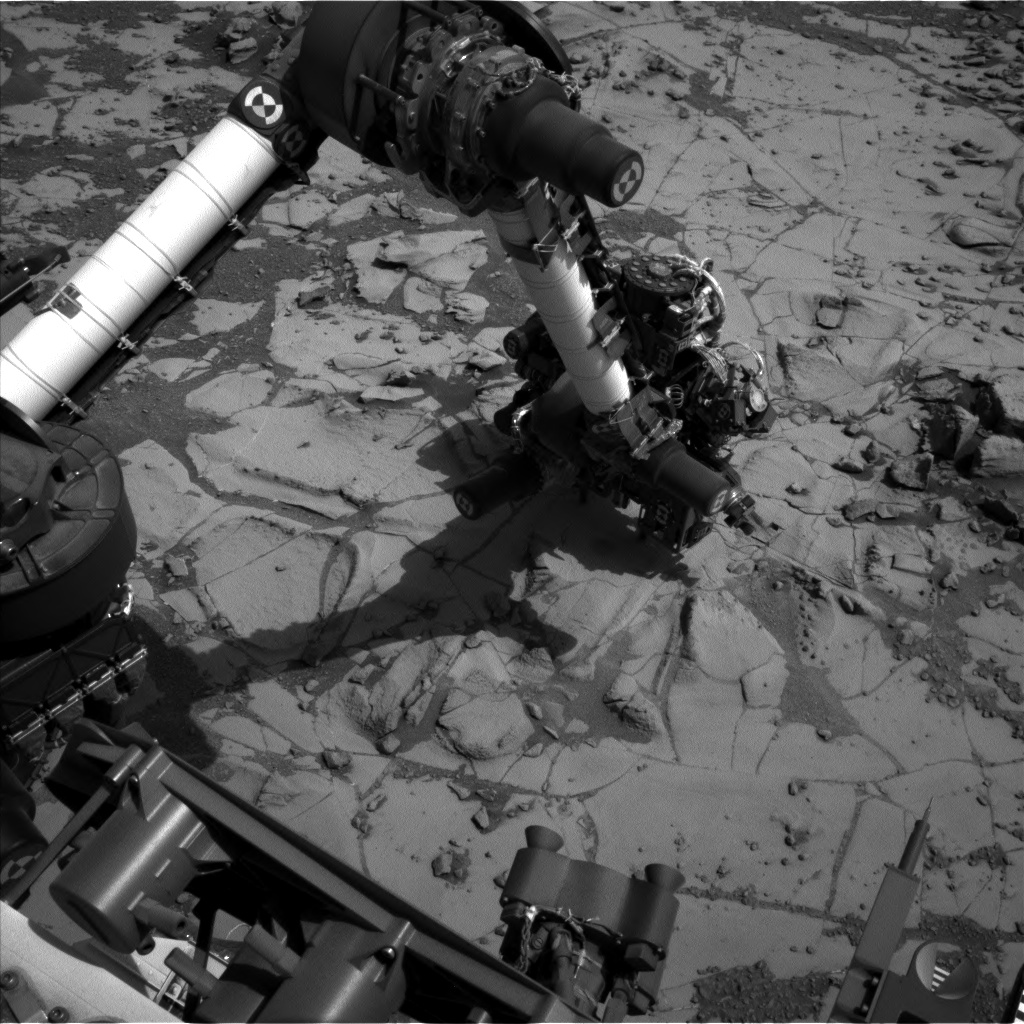 Nasa's Mars rover Curiosity acquired this image using its Left Navigation Camera on Sol 881, at drive 0, site number 45
