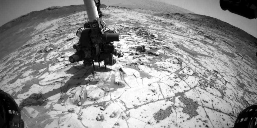 Nasa's Mars rover Curiosity acquired this image using its Front Hazard Avoidance Camera (Front Hazcam) on Sol 882, at drive 0, site number 45