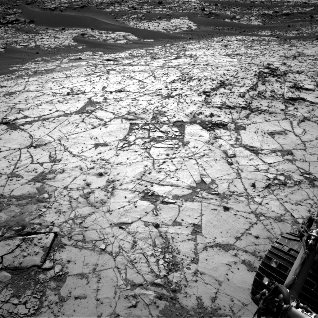 Nasa's Mars rover Curiosity acquired this image using its Right Navigation Camera on Sol 886, at drive 0, site number 45