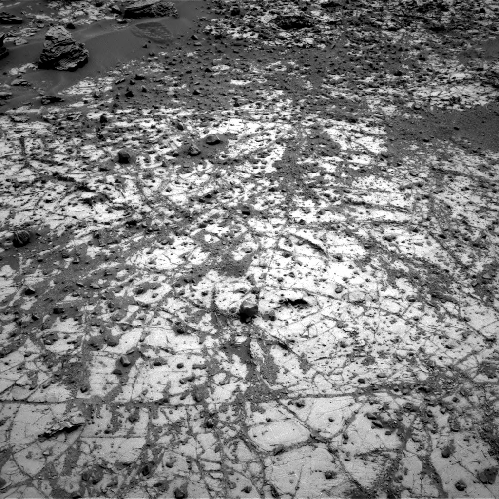 Nasa's Mars rover Curiosity acquired this image using its Right Navigation Camera on Sol 901, at drive 330, site number 45