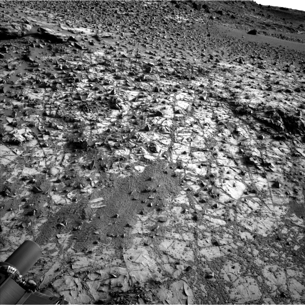 Nasa's Mars rover Curiosity acquired this image using its Left Navigation Camera on Sol 904, at drive 450, site number 45