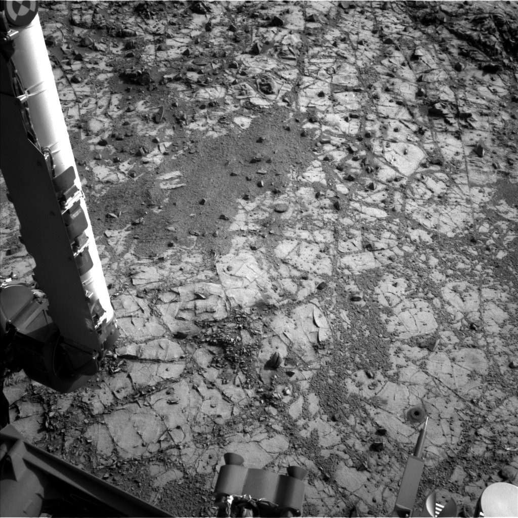 Nasa's Mars rover Curiosity acquired this image using its Left Navigation Camera on Sol 911, at drive 450, site number 45