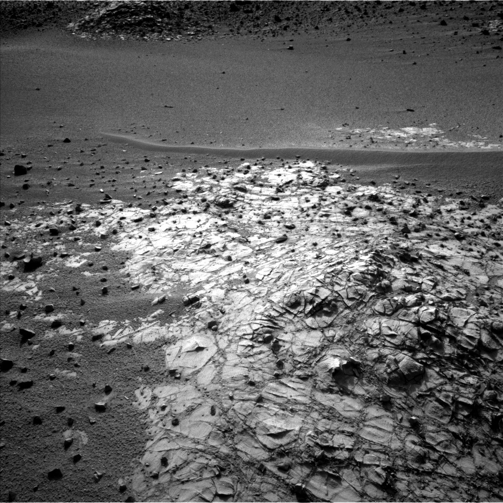 Nasa's Mars rover Curiosity acquired this image using its Left Navigation Camera on Sol 914, at drive 450, site number 45