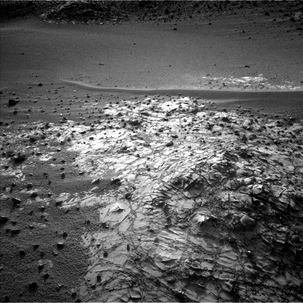Nasa's Mars rover Curiosity acquired this image using its Left Navigation Camera on Sol 914, at drive 450, site number 45