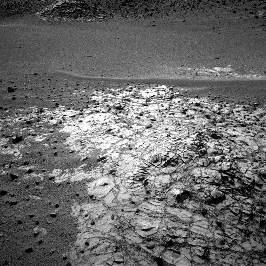 Nasa's Mars rover Curiosity acquired this image using its Left Navigation Camera on Sol 916, at drive 450, site number 45