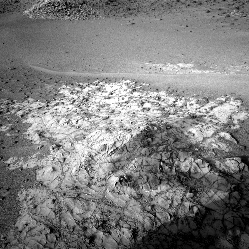 Nasa's Mars rover Curiosity acquired this image using its Right Navigation Camera on Sol 917, at drive 450, site number 45