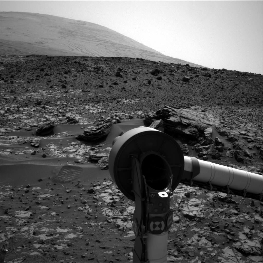 Nasa's Mars rover Curiosity acquired this image using its Right Navigation Camera on Sol 918, at drive 450, site number 45