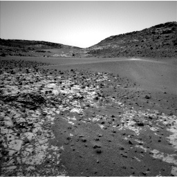 Nasa's Mars rover Curiosity acquired this image using its Left Navigation Camera on Sol 923, at drive 456, site number 45