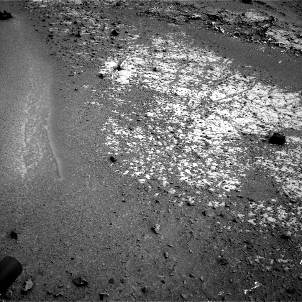 Nasa's Mars rover Curiosity acquired this image using its Left Navigation Camera on Sol 924, at drive 762, site number 45