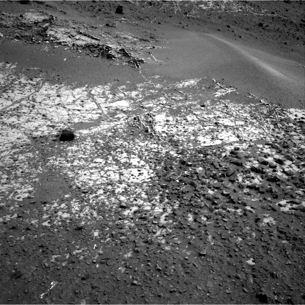 Nasa's Mars rover Curiosity acquired this image using its Right Navigation Camera on Sol 924, at drive 762, site number 45