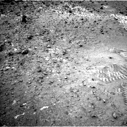 Nasa's Mars rover Curiosity acquired this image using its Left Navigation Camera on Sol 940, at drive 906, site number 45