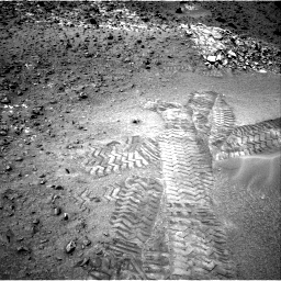 Nasa's Mars rover Curiosity acquired this image using its Right Navigation Camera on Sol 940, at drive 900, site number 45