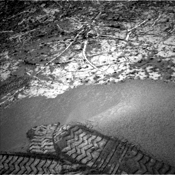 Nasa's Mars rover Curiosity acquired this image using its Left Navigation Camera on Sol 949, at drive 1138, site number 45