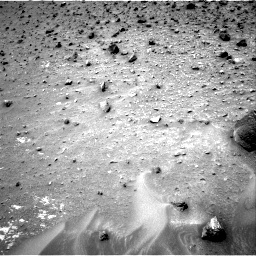 Nasa's Mars rover Curiosity acquired this image using its Right Navigation Camera on Sol 957, at drive 700, site number 46